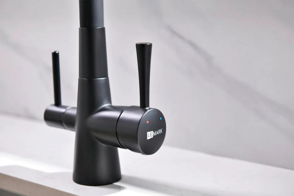 Смеситель кухни с фильтром черный Lemark LM3075BL