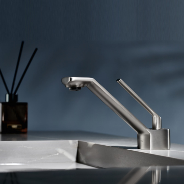 Смеситель раковины оружейная сталь Elghansa 1613301-Gun