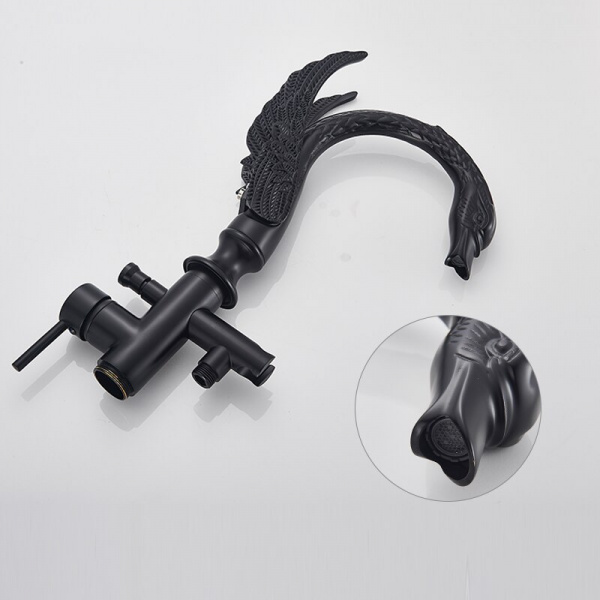 Смеситель ванны черный Лебедь