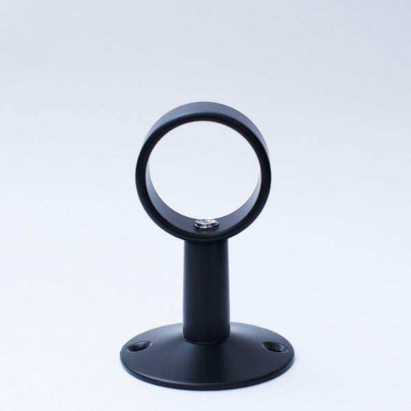 Кронштейн 1 не разъемный для полотенцесушителя черный