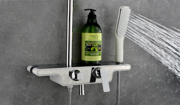 Душевой гарнитур хром Lemark  Lm7006с 