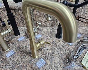 г.Екатеринбург, ул. Победы 43