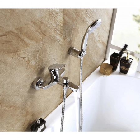 Смеситель ванны хром Lemark LМ0214С